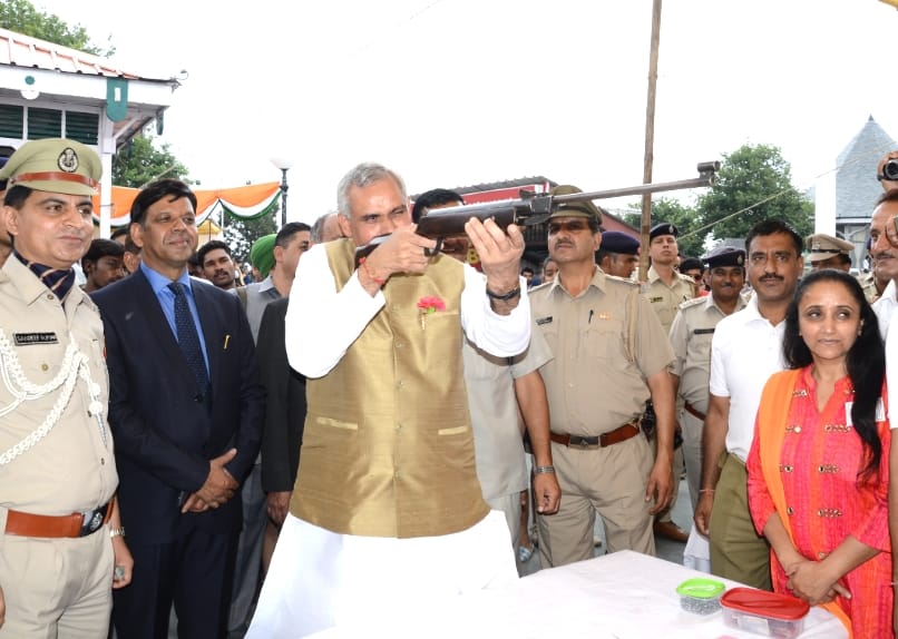 Red Cross fair at ridge shimla, live photos