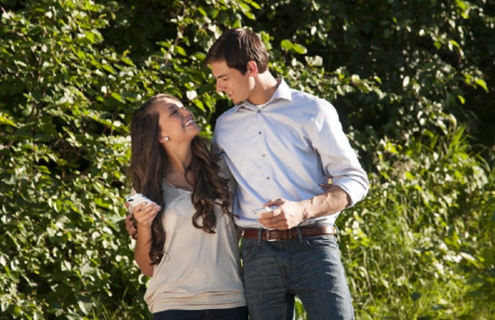 boys prefer first move