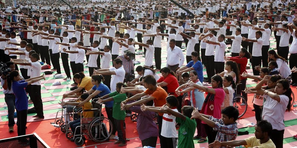modi yoga class, modi yoga class rehersal, modi chandigarh visit, international yoga day
