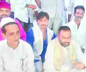 SP and BJP want riots:Swami Prasad