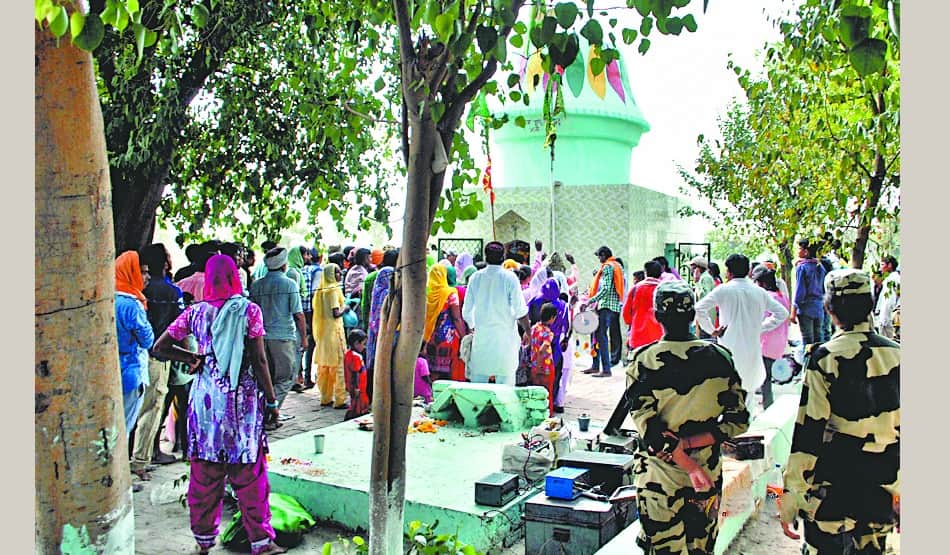 Peer Baba Mazar at Indo-Pak Border, Pakistani Pilgrims have not allowed to enter