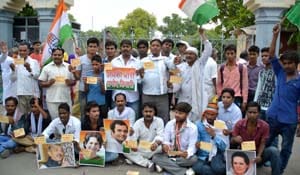 Priyanka , Pramod letter written with the blood