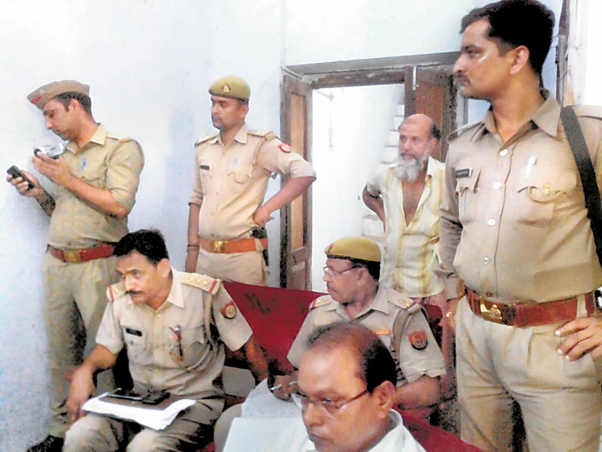 Police raid in rehua house