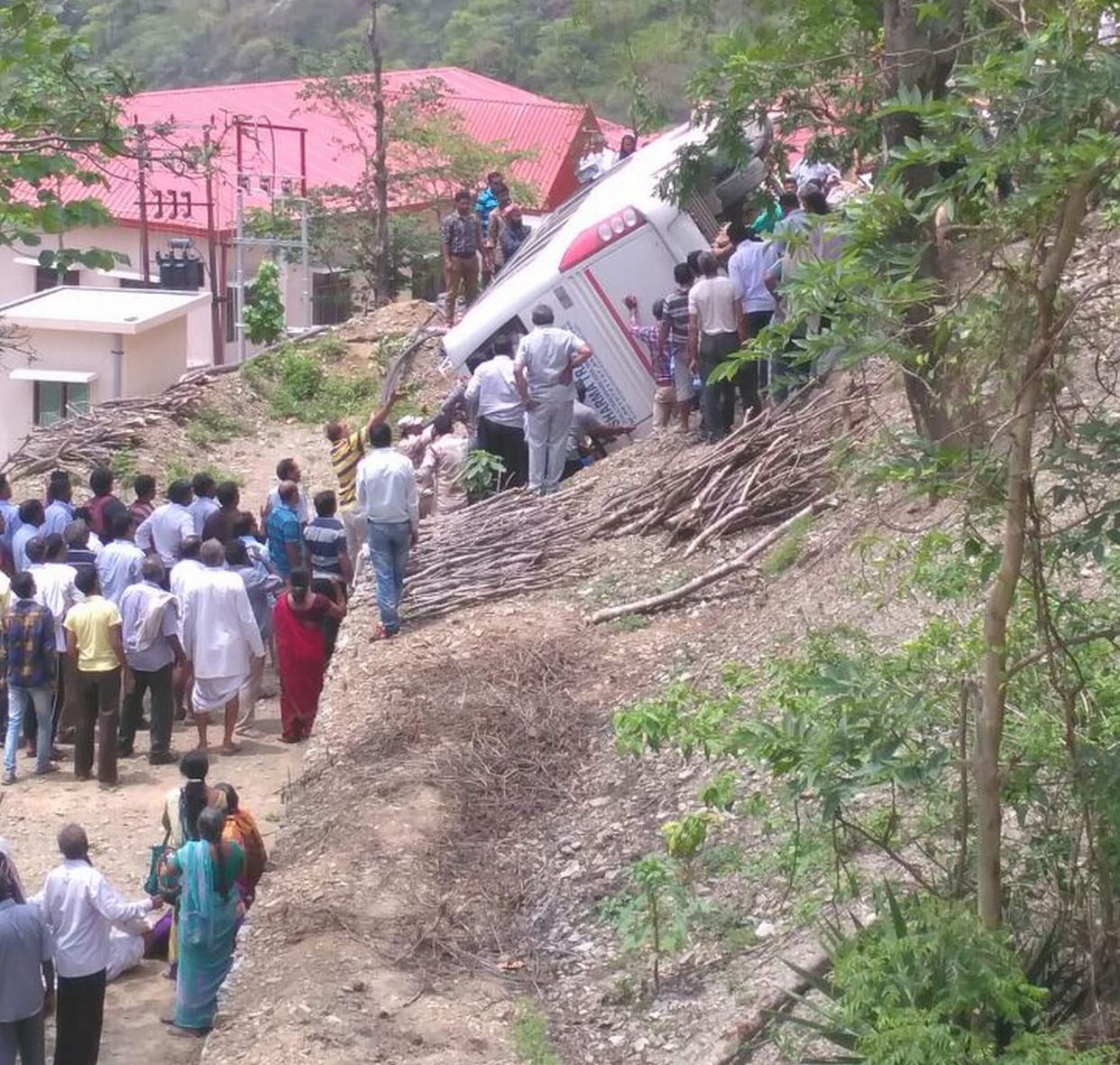 Vehicle collision killed the elderly to death
