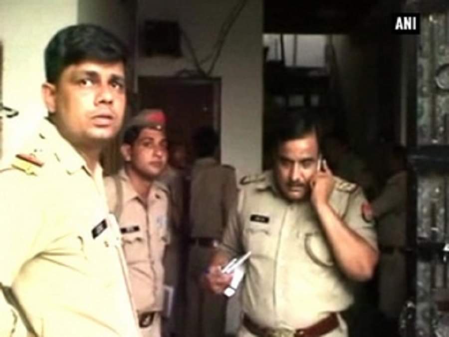 मेरठ में ट्रिपल मर्डर