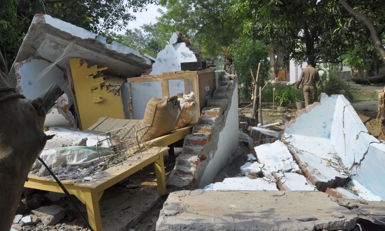 Authorities broke illegal construction near the temple