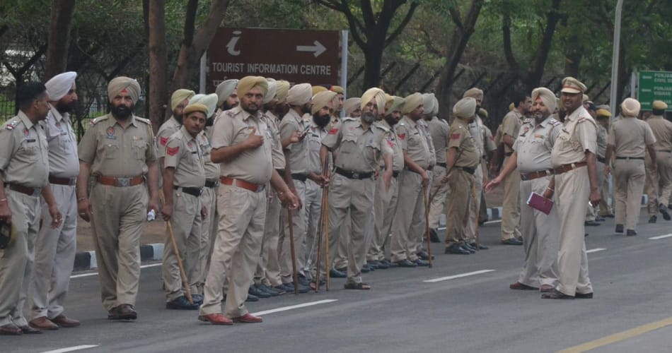 bend in security, secreteriate security, chandigarh secreteriate security, chandigarh