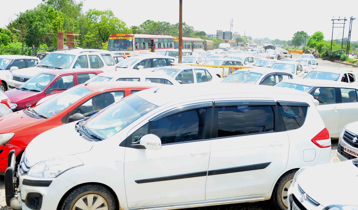 traffic,ganga snan,poornima