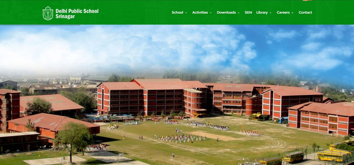 delhi public school srinagar apologises for wearing abaya