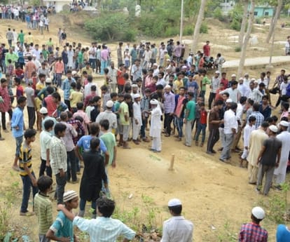 mysterious grave in lucknow become talk of the town.