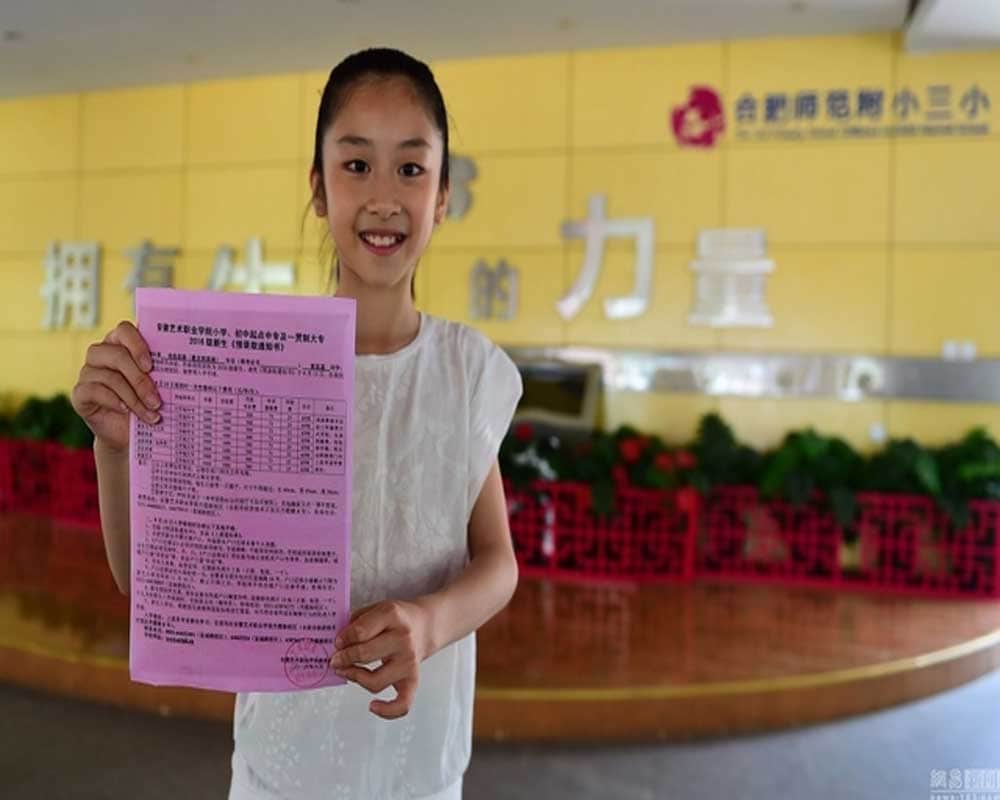 12-year-old genius girl gets admitted to college 