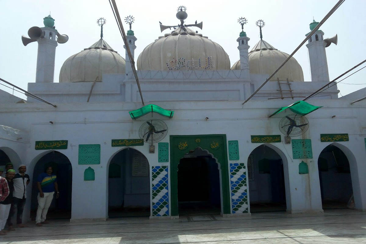 The mosque was built by Shah Jahan Aprkot