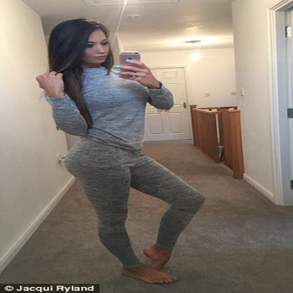 model who takes 100 selfies a day admits she's risking her life by taking jabs to stay looking young