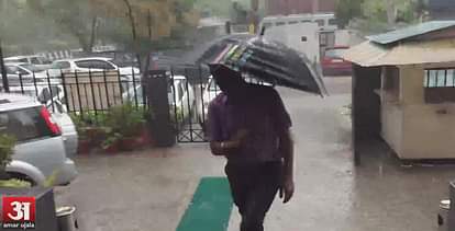 Heavy rain in Delhi-NCR, weather changed