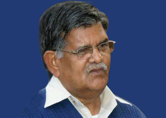 The Home Minister has a class of high police officers 