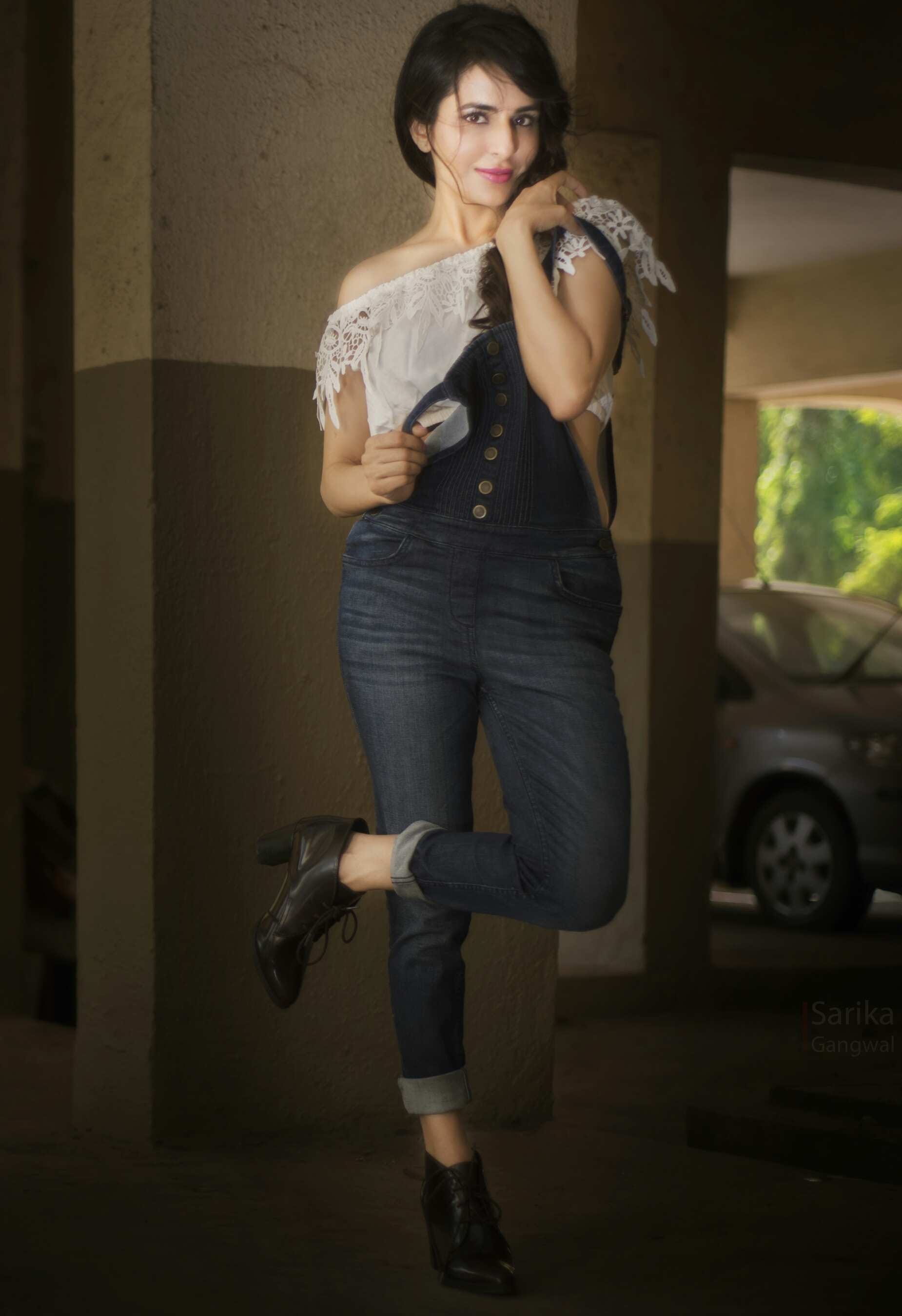 roop durgapal hot photoshoot