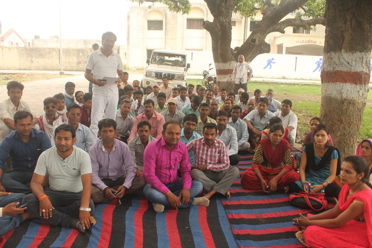 Servants demanding regularization of jobs