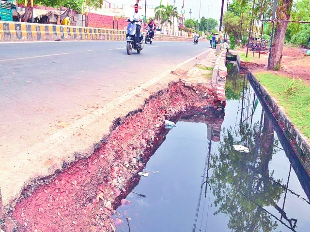 ...so city streets fearful in mansoon  