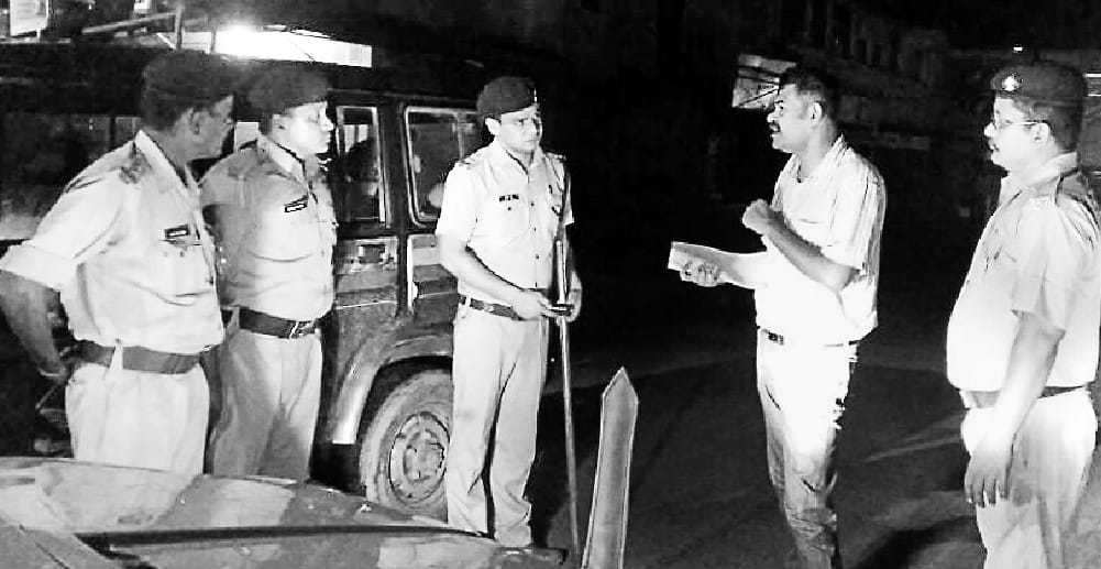 To test the vigilance of the police captain went up to midnight 