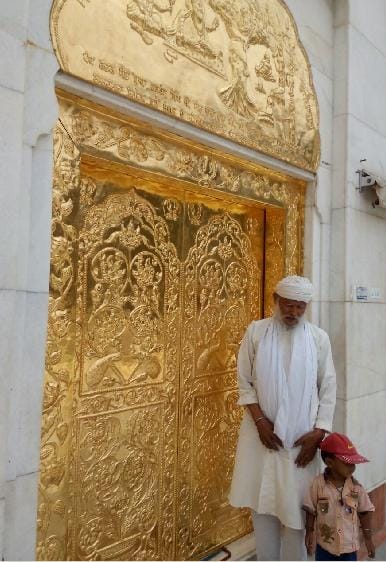 Took gold in the temple door