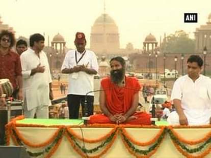 Baba Ramdev kick-starts 'Yoga Mahotsav' with big wigs at Rajpath