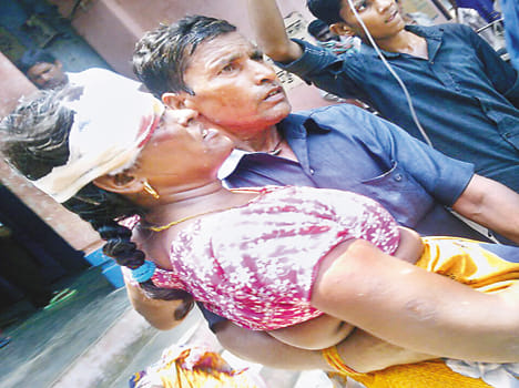 bolero turned around, 7 peple injured