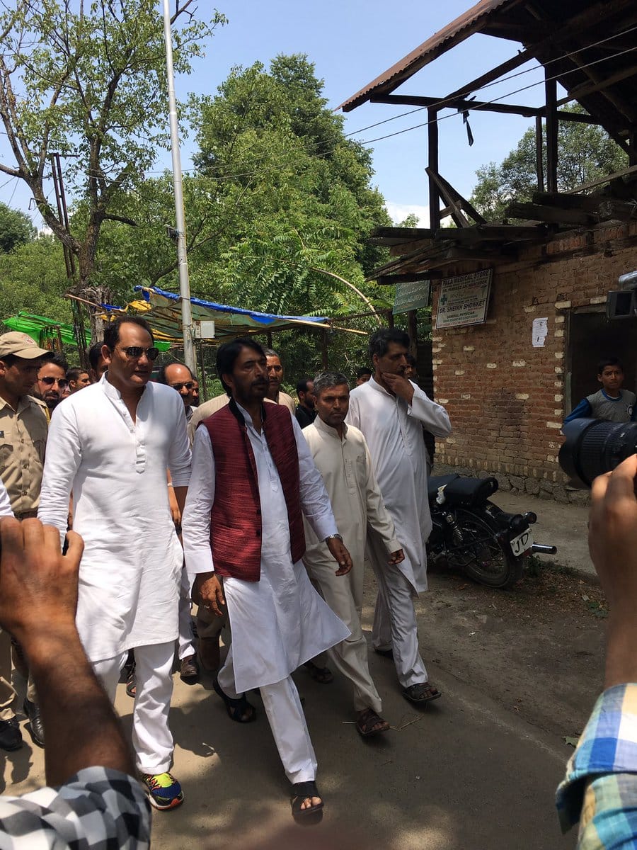 Azharuddin bats for Congress candidate in Anantnag