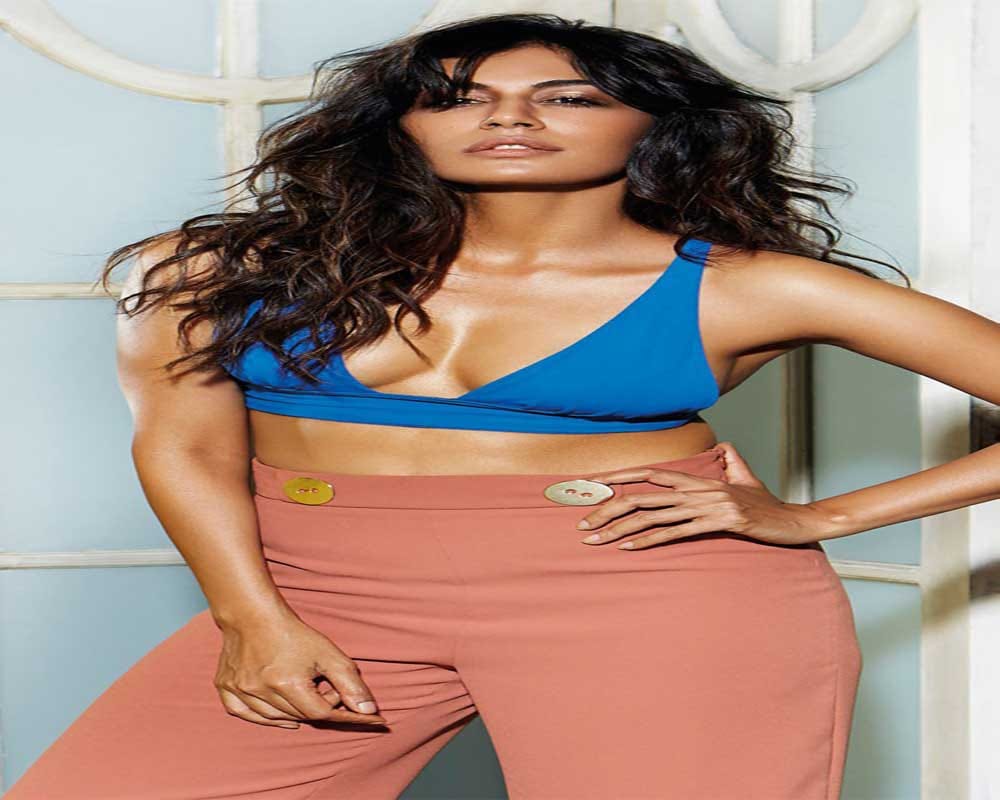 hot photoshoot of Chitrangada Singh 