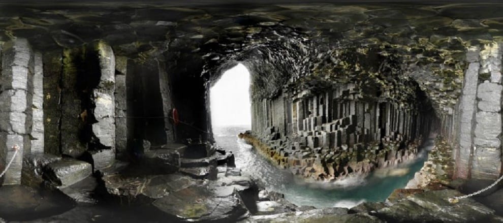 beautiful undrwater fingal’s cave 