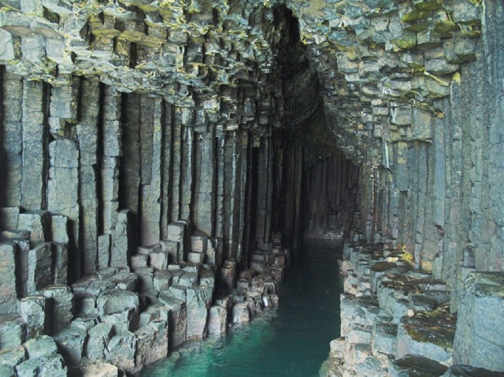 beautiful undrwater fingal’s cave 