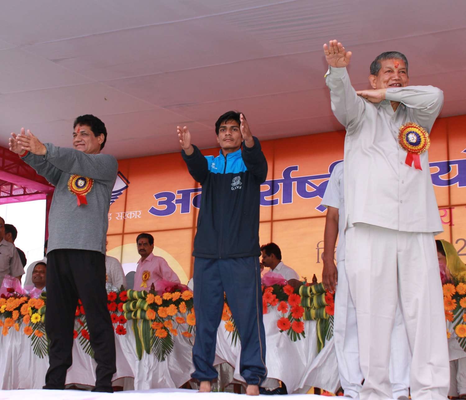 CM harish rawat do yoga on international yoga day