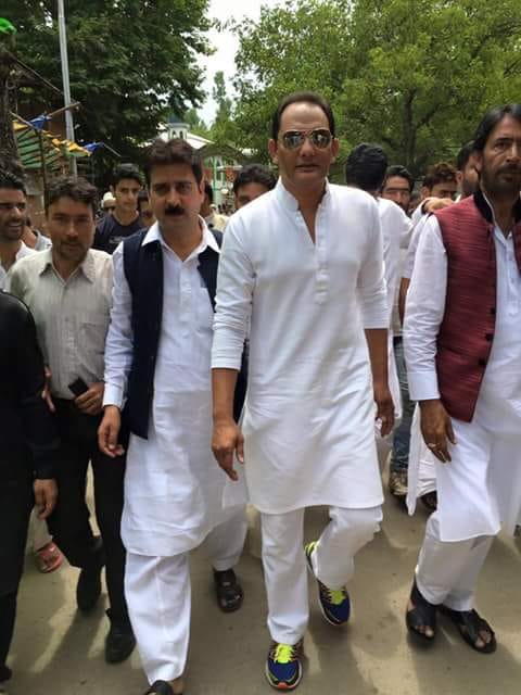 Azharuddin bats for Congress candidate in Anantnag