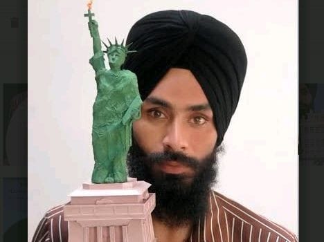 bashindey, paper artist gurpreet singh, world recrod, ajab gajab people, weird people