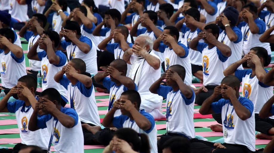 narendra modi, narendra modi in chandigarh, international yoga day, narendra modi in capitol complex