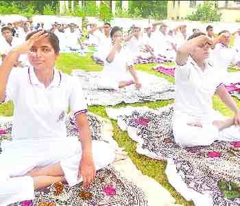20 thousand people have yoga