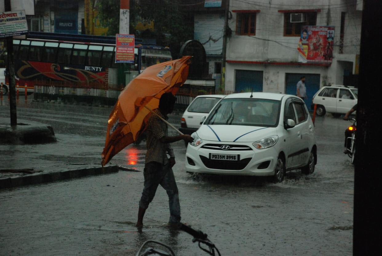 rain in kathua, people distrub