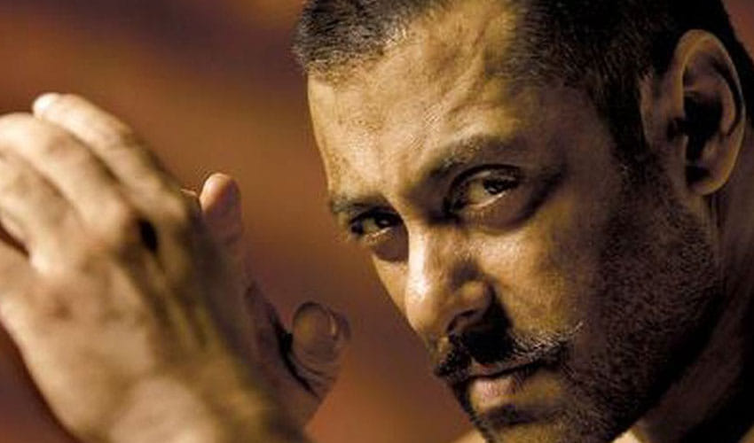 rape victim send notice to salman khan to his controvertional statement