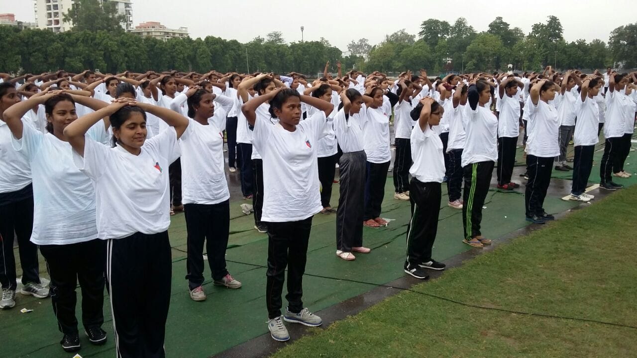 lucknow people celebrate international yoga day