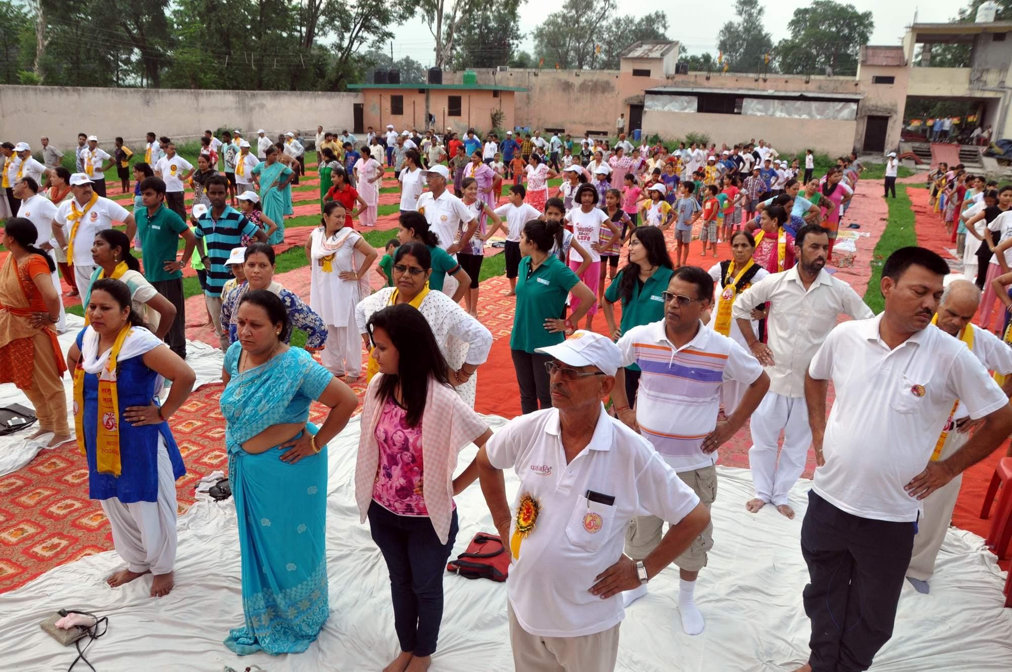 yoga in haridwar and rishikesh on international yoga day