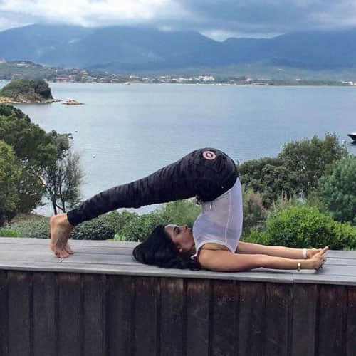 bollywood actresses doing hot yoga