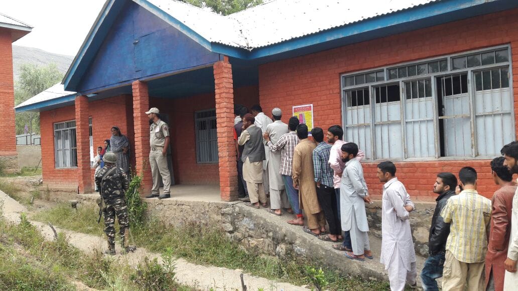 34 % voting in anantnag election