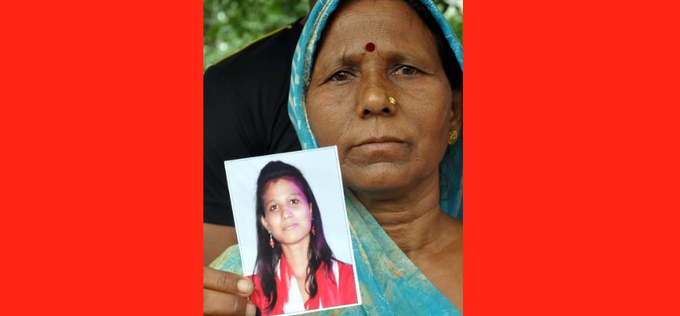 She's suspicious death: suicide because of tampering did not resist