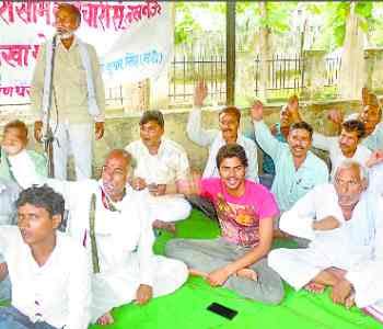 crisis on farming from strike of committees 