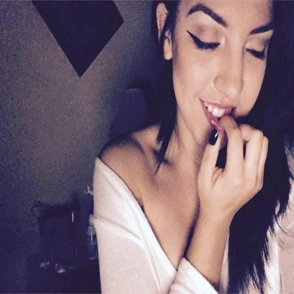 Female teacher sent 15 nude photos to 11-year-old student and invited him over to her house for sex 