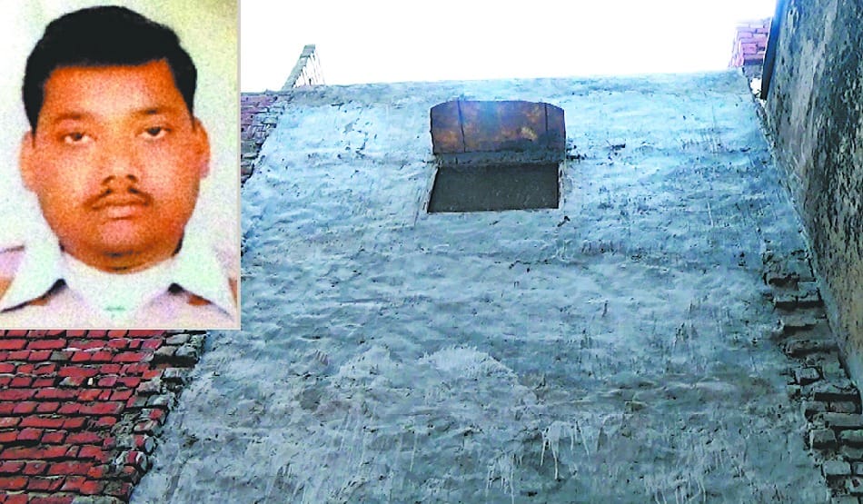 private company manager commit suicide due to plot dispute