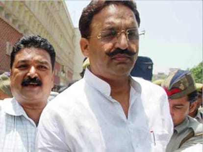 SP with criminals.