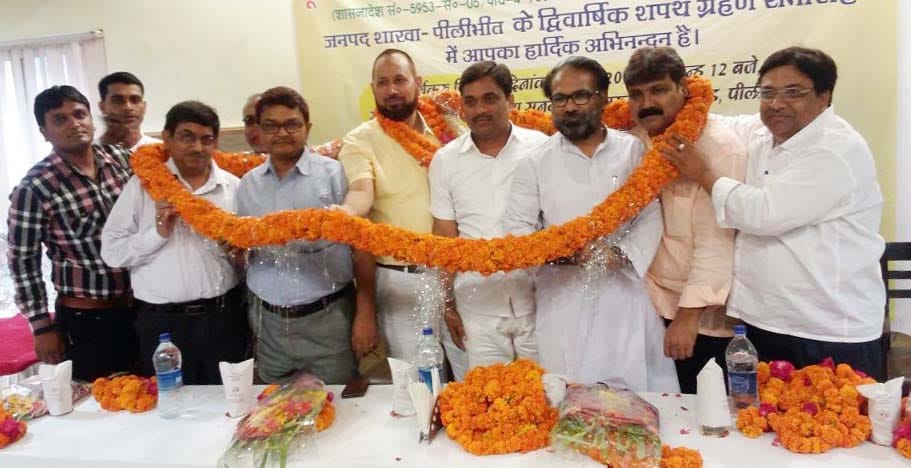 Newly elected office bearers Administered the oath