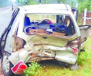 Two killed in accident, including the woman, seven injured