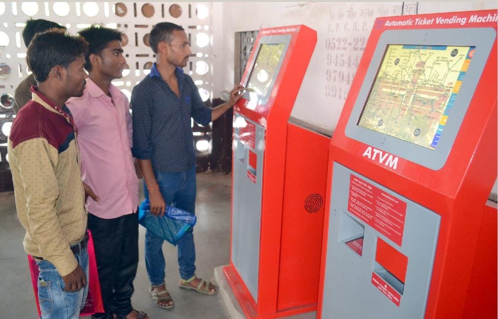 The smart card will be able to take passengers at the station ticket