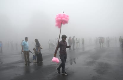 Warning of heavy rainfall in himachal in next 48 hours.